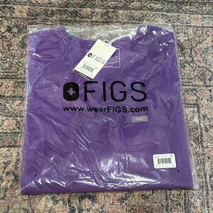 FIGS Catarina Scrub Top in Purple